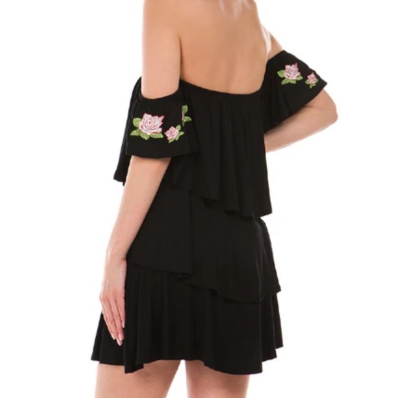 VaVa  ROESIA OFF SHOULDER DRESS (Black), size Large. NWOT. 3 Tier Ruffle - Picture 3 of 8